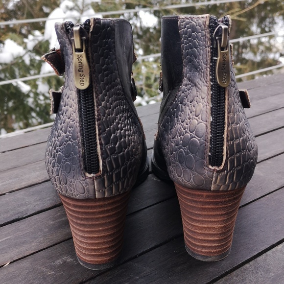 L'Artiste Spring Step funky strappy heels - Picture 8 of 13